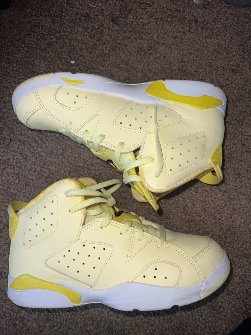 Jordan Kids Yellow High-Top Sneakers